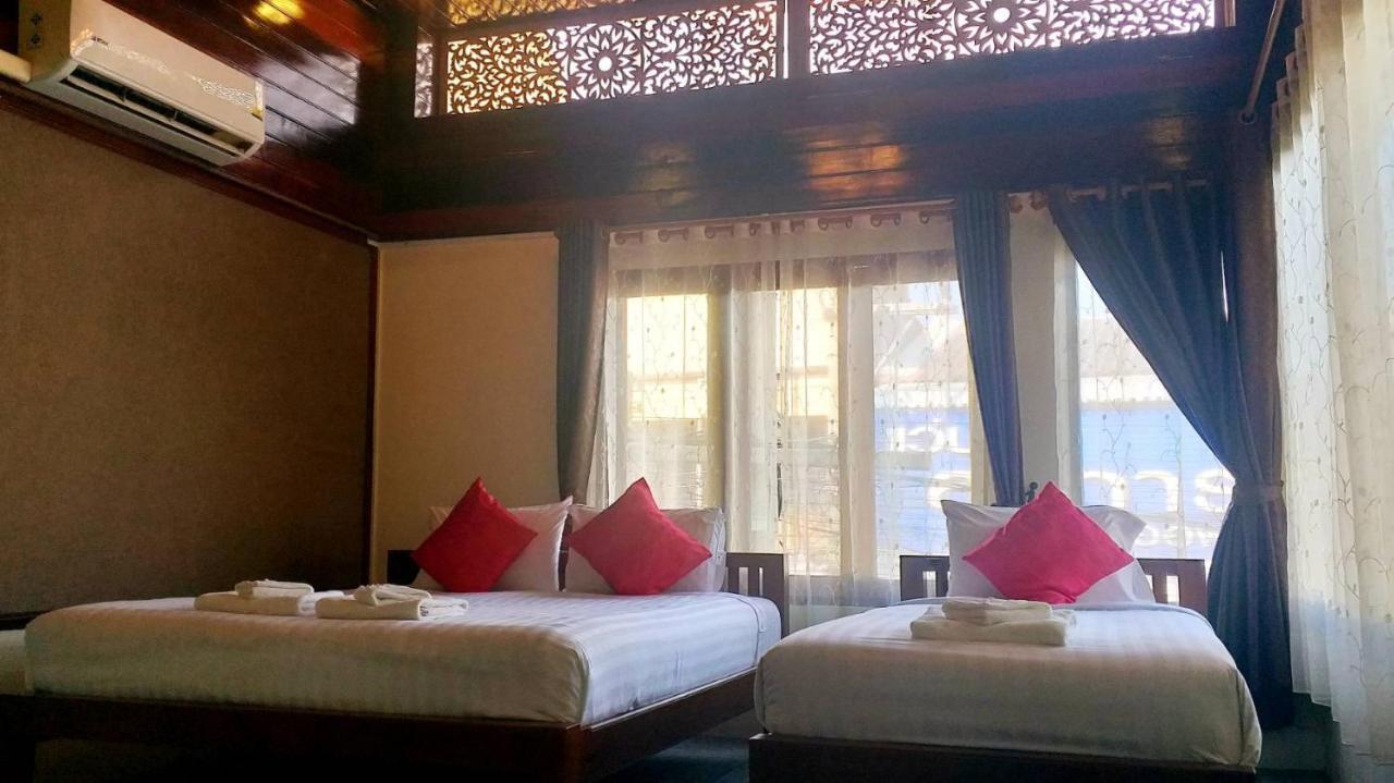 Ban Mae Boonthong Hotel Lampang Exterior photo