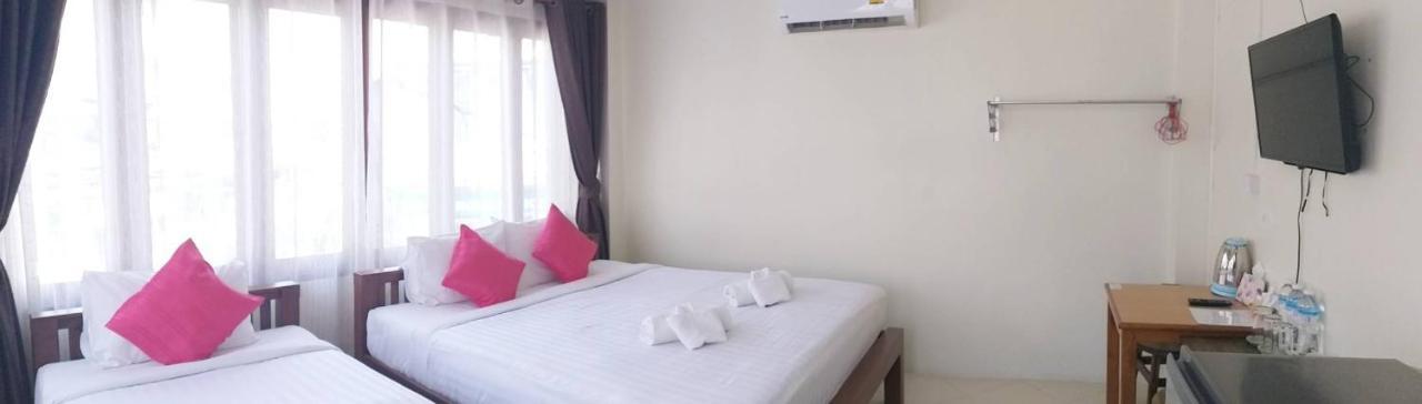 Ban Mae Boonthong Hotel Lampang Exterior photo